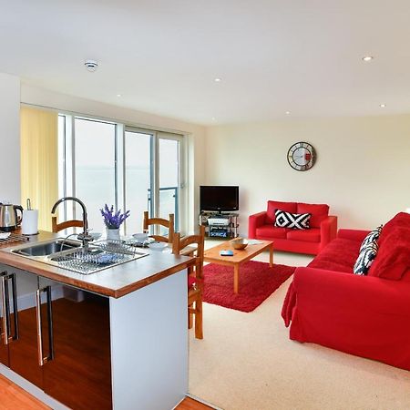 Meridian Quay Apartments, By Jsw Short Stay Σουόνσι Εξωτερικό φωτογραφία